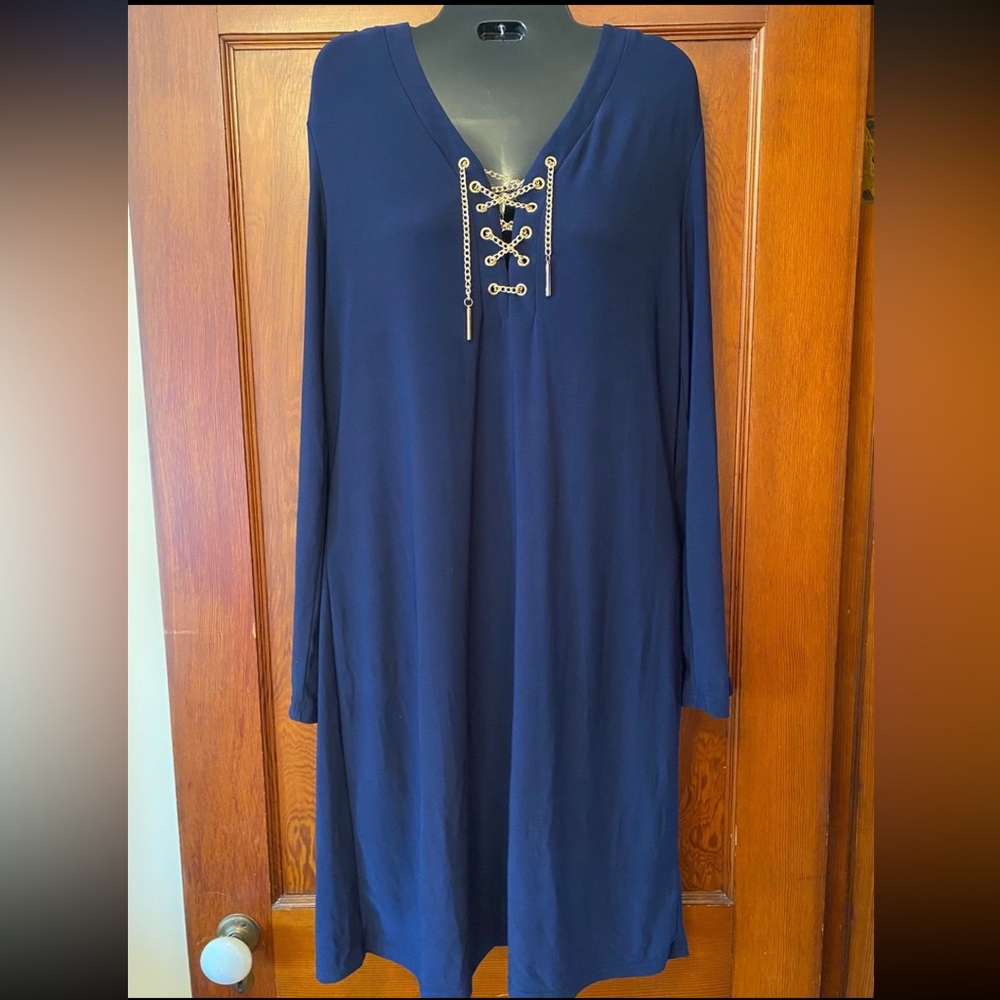 SPENSE•Elegant Navy Lace-Up Dress